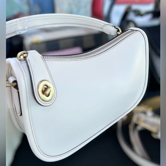 Coach Swinger Bag White Leather Shoulder Bag NWT - Picture 7 of 17